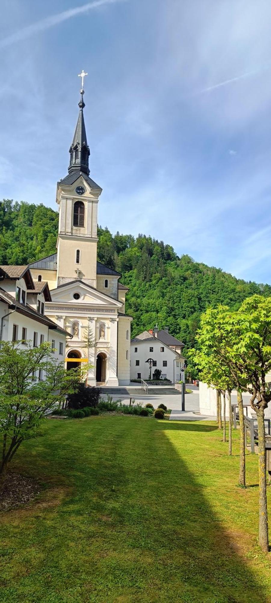Haus Lagma Studio Zelezniki Buitenkant foto